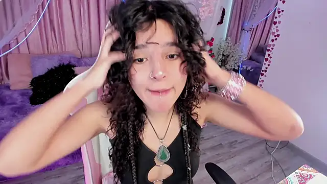bunny curly online show from 09/19/25, 03:56