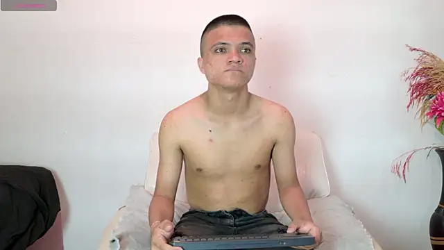 aly n sebas online show from 04/07/26, 03:07