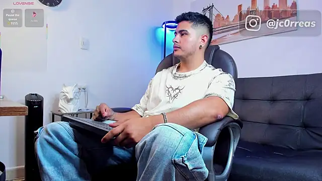  Juanes online show from 12/19/25, 11:56