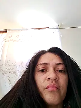 Snapshot of rousse_karol chatting on 11/15/25, 04:58 rousse karol online show from 11/15/25, 04:58