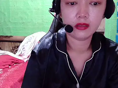 lucky rona online show from 04/18/26, 12:58