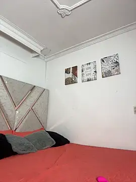 Snapshot of lilith_cut3 chatting on 10/07/25, 01:36 lilith cut3 online show from 10/07/25, 01:36