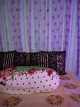 Ishu Lovee online show from 07/27/26, 06:31