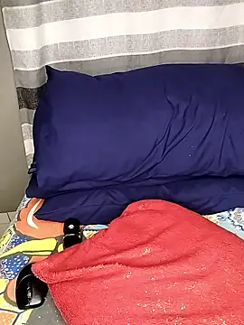 Berryangel03 online show from 10/13/25, 12:43