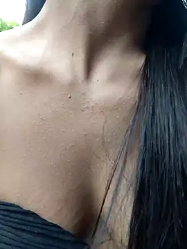 chaparritahot99 online show from 11/11/25, 09:04