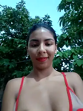 Snapshot of chaparritahot99 chatting on 05/14/26, 10:22 chaparritahot99 online show from 05/14/26, 10:22