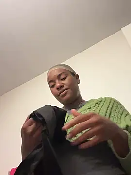 Tu GataLinda online show from 10/01/25, 03:18