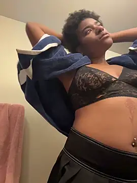 Tu GataLinda online show from 10/26/25, 08:37