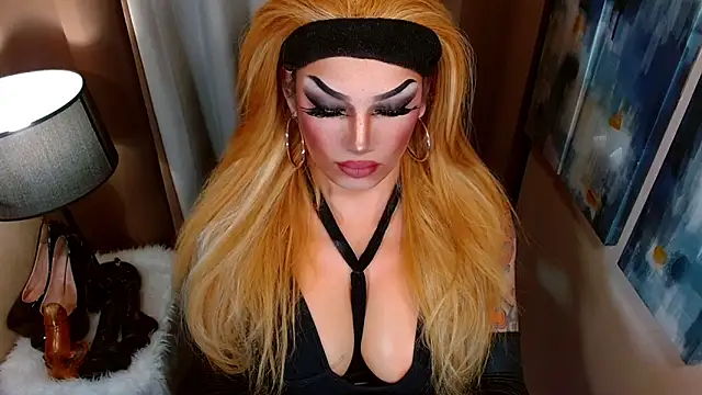 Snapshot of xmadisonmitressxx chatting on 02/02/26, 04:00 xmadisonmitressxx online show from 02/02/26, 04:00