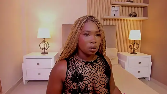 SerenaWinslow online show from 04/10/26, 12:21