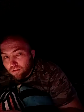 Snapshot of fbsinfo chatting on 10/25/25, 11:10 fbsinfo online show from 10/25/25, 11:10