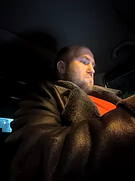 Snapshot of fbsinfo chatting on 11/15/25, 06:15 fbsinfo online show from 11/15/25, 06:15