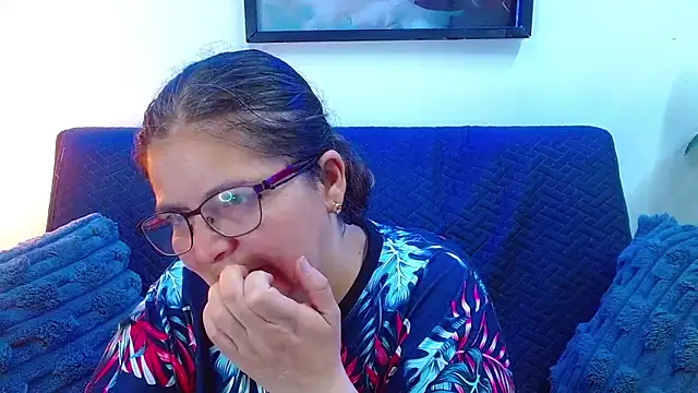 Linda banks  online show from 09/09/25, 01:38