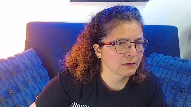 Linda banks  online show from 12/04/25, 01:59