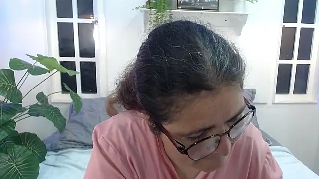 Linda banks  online show from 04/02/26, 01:36