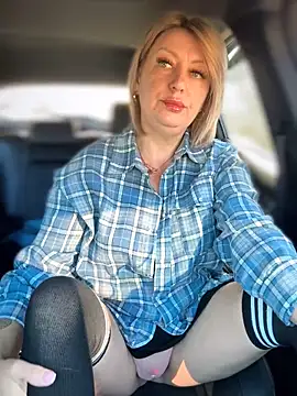 Milena-MilfaXXX online show from 03/29/26, 02:44