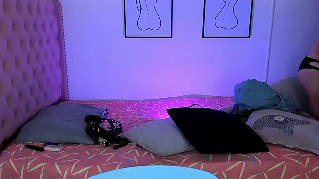 Rose 72 online show from 09/28/25, 07:08