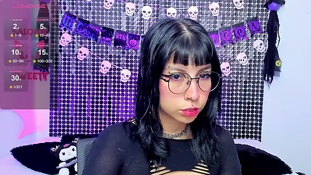 Rose 72 online show from 10/21/25, 07:36