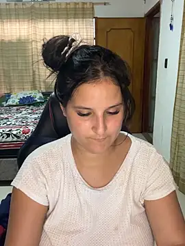 Alina0 online show from 10/25/25, 05:51