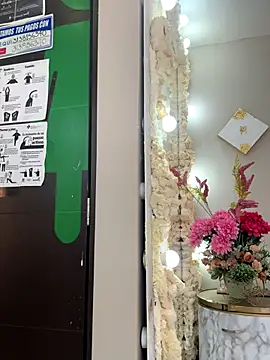 hotadhara01 online show from 11/29/25, 03:59