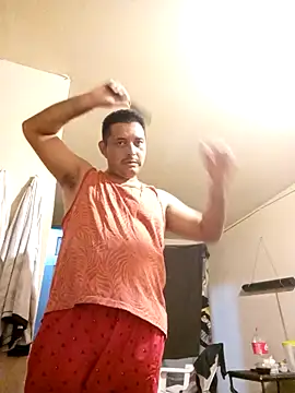 125Delfin90 online show from 10/29/25, 03:53