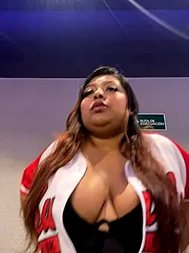 Hela Collins online show from 11/06/25, 08:43