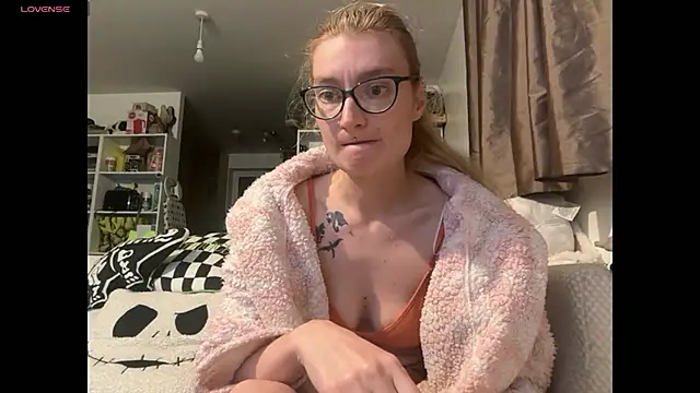 harleyblair online show from 09/17/25, 10:00