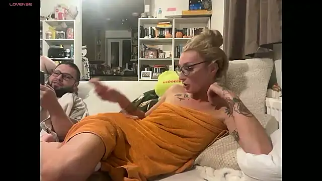 harleyblair online show from 10/16/25, 10:33