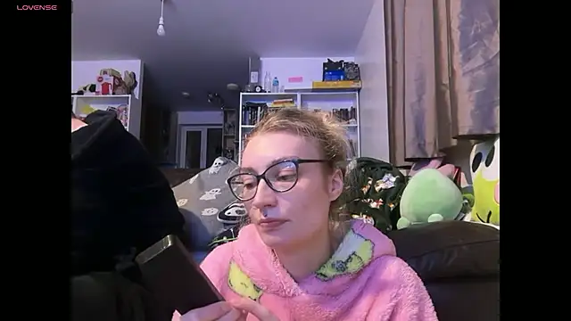 harleyblair online show from 11/27/25, 11:07