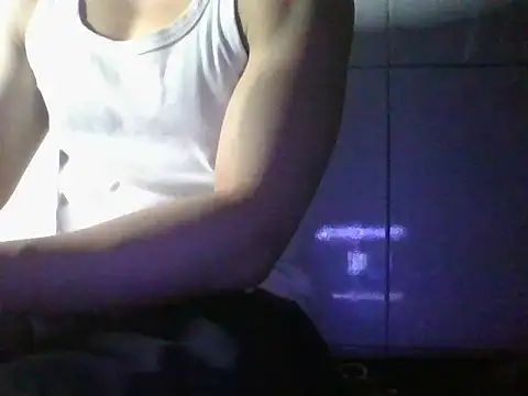 Snapshot of malacobi0 chatting on 05/30/26, 06:49 malacobi0 online show from 05/30/26, 06:49