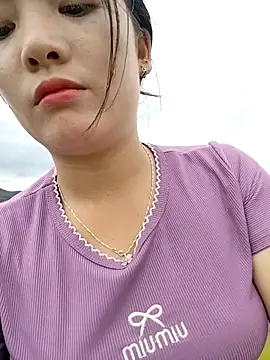 asian 2k online show from 10/06/25, 03:15