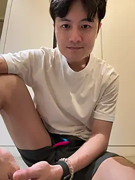 changbibit online show from 04/11/26, 06:51