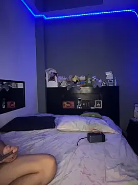 Kailertwink online show from 05/28/26, 02:36