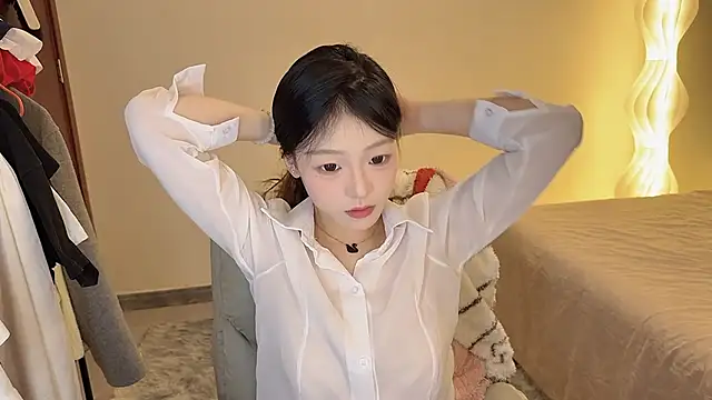 Robin-o3 online show from 12/03/25, 04:27