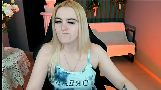 Stef Nicks online show from 05/22/26, 09:04