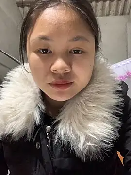 NhuFox online show from 11/12/25, 02:56