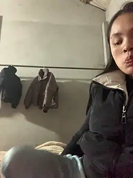 NhuFox online show from 02/17/26, 01:35