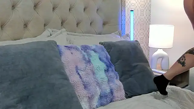 SuccubusDolly online show from 01/06/26, 08:23