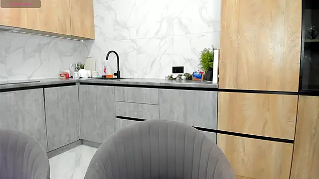 extra wet dry online show from 02/04/26, 02:28