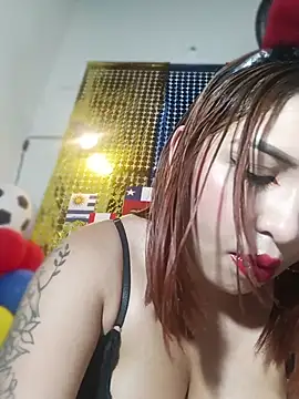 Snapshot of Violet_horny05 chatting on 06/26/26, 06:34 Violet horny05 online show from 06/26/26, 06:34