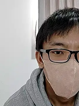 mitsuki0915 online show from 12/15/25, 02:38