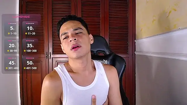 Snapshot of edy_play chatting on 10/02/25, 04:19 edy play online show from 10/02/25, 04:19