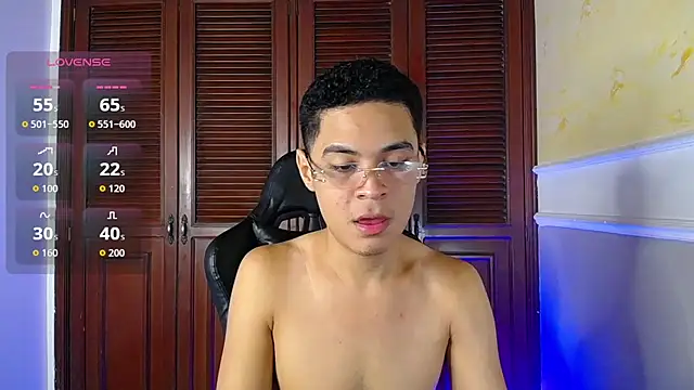 Snapshot of edy_play chatting on 10/04/25, 05:16 edy play online show from 10/04/25, 05:16
