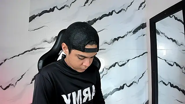 edy play online show from 04/28/26, 03:33