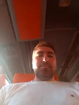 Snapshot of mert0359 chatting on 11/03/25, 01:34 mert0359 online show from 11/03/25, 01:34