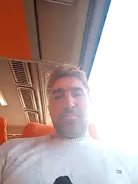 Snapshot of mert0359 chatting on 11/04/25, 01:21 mert0359 online show from 11/04/25, 01:21