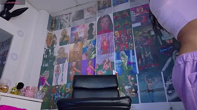 Mistileav online show from 03/13/26, 07:09