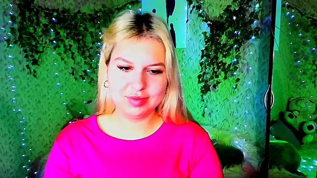 ChloeRicc online show from 11/15/25, 02:02