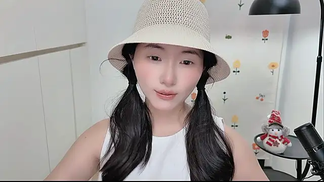 Rosalind xixi online show from 05/30/26, 02:03