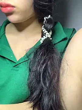 Nguyenha11 online show from 09/24/25, 12:30